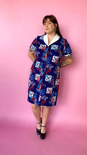 1970s Navy Blue Geometric Button-Down Dress, sz. 1XL/2XL