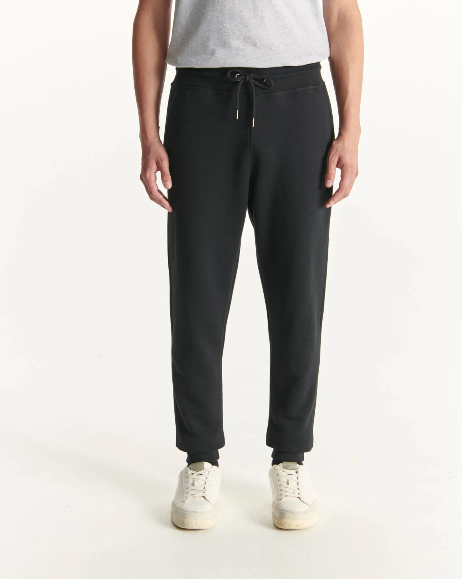 Black Jogger Santiago