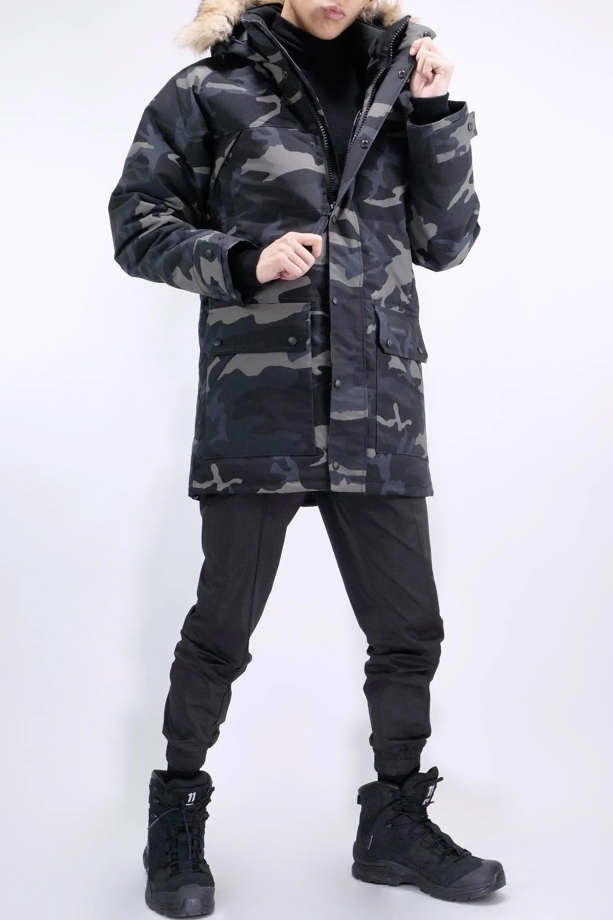 Canada Goose Mens Down *Parka Emory Black Label - Black Classic Camo Print