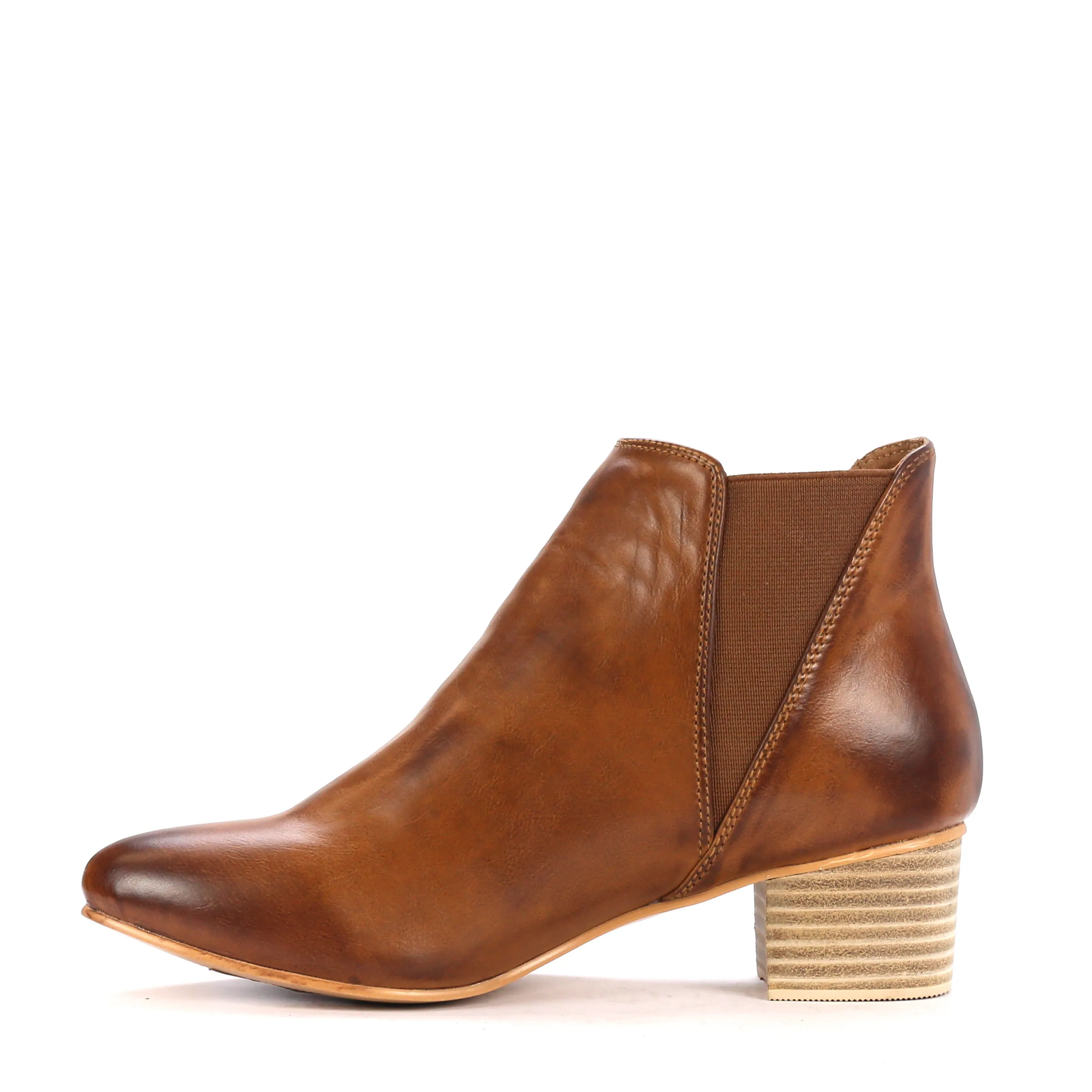 Clarin Ankle Boots