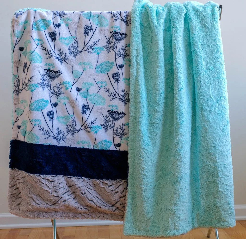 Cuddle Blanket  Queen Anne's Lace, Saltwater/Blue