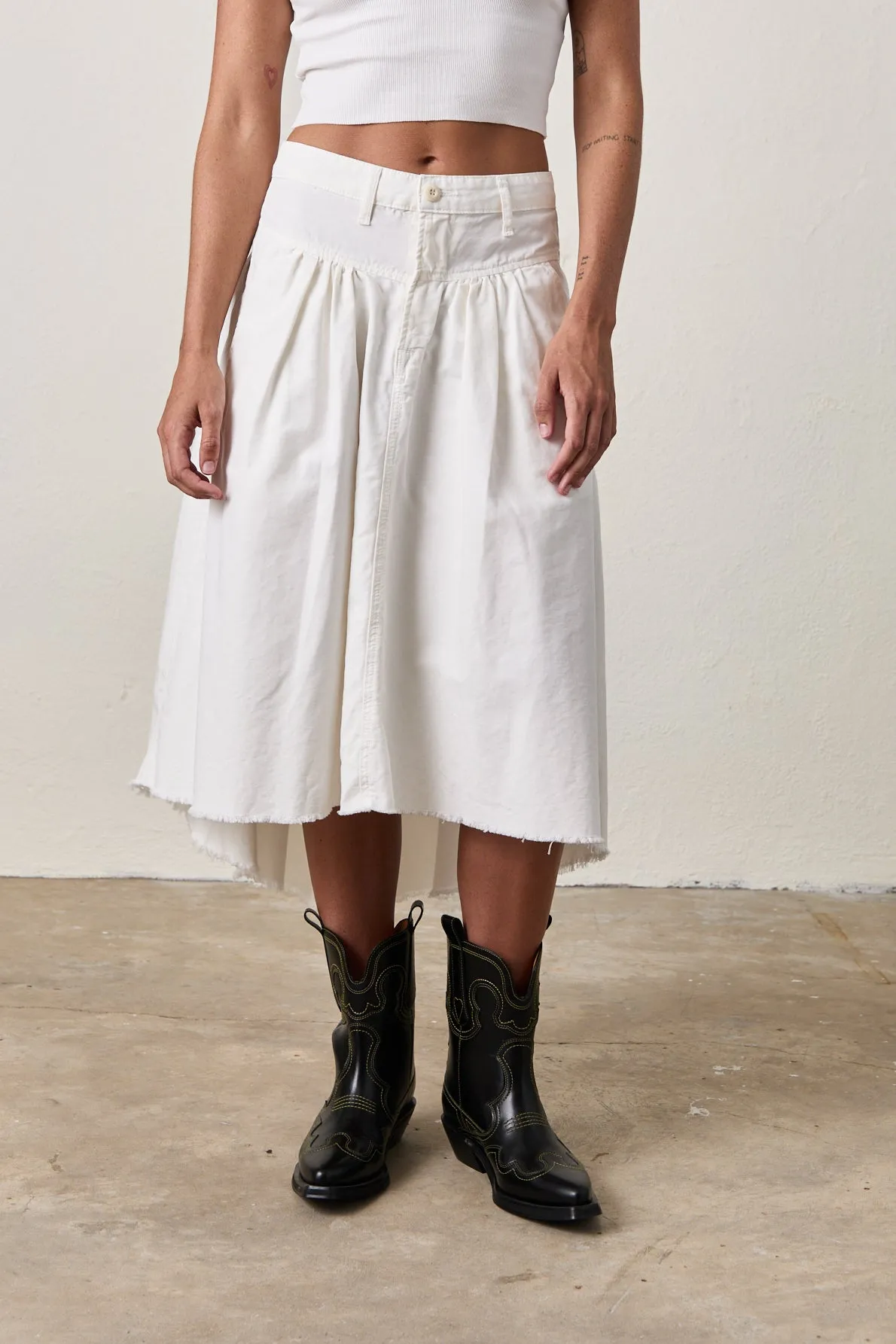 DAZED SKIRT / SOFT WHITE