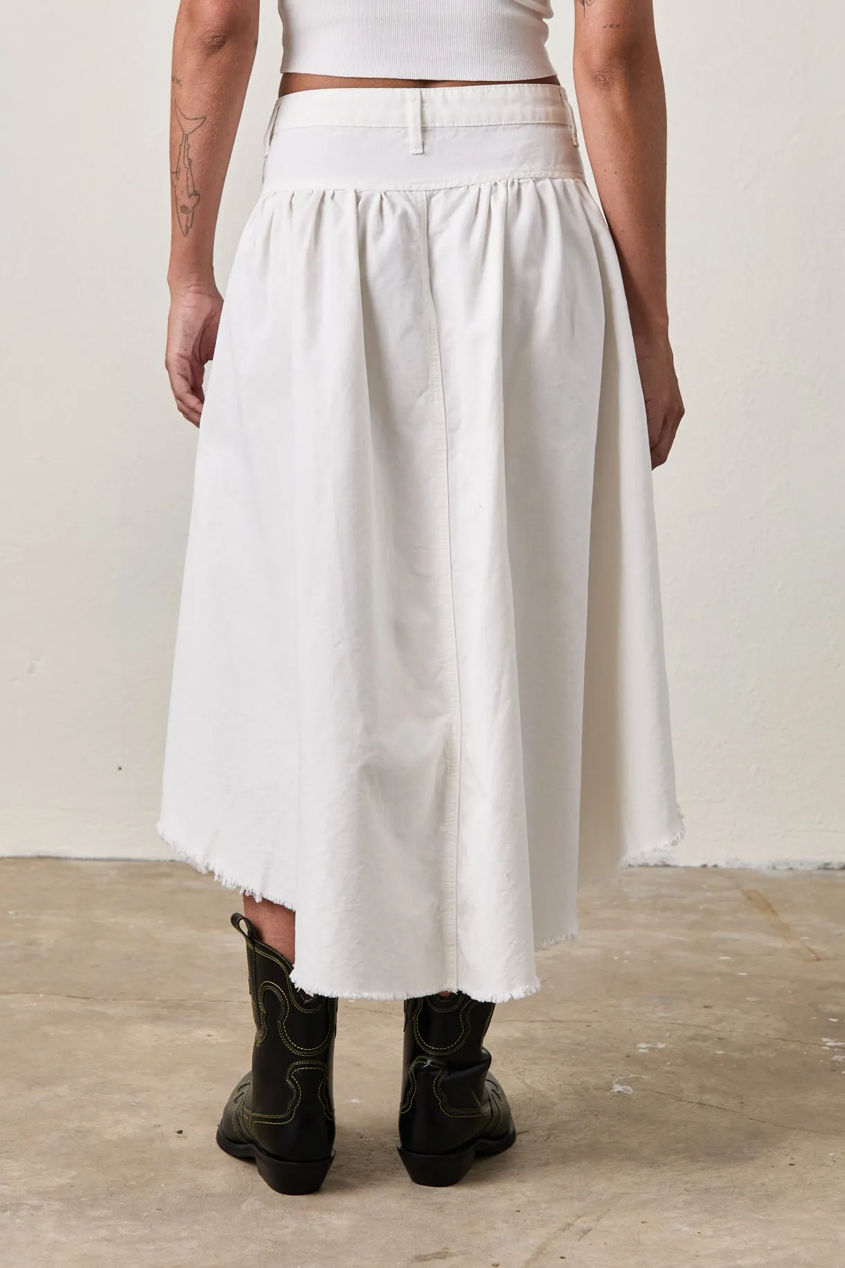 DAZED SKIRT / SOFT WHITE