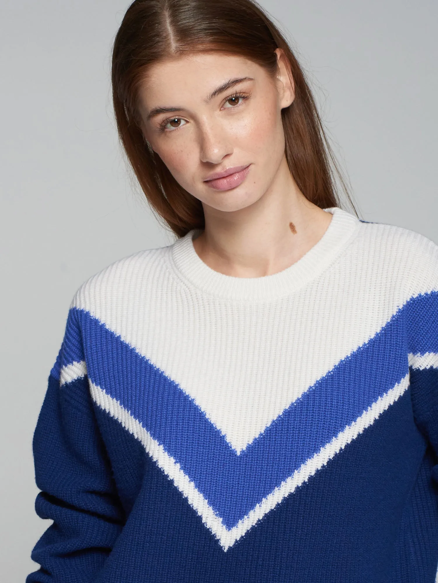 Ecru Blue V Ribbed Sweater