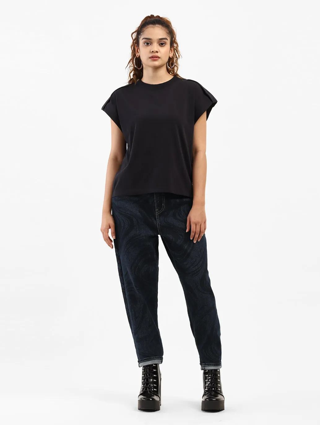 Levi's x Deepika Padukone High Rise Tapered Fit Jeans