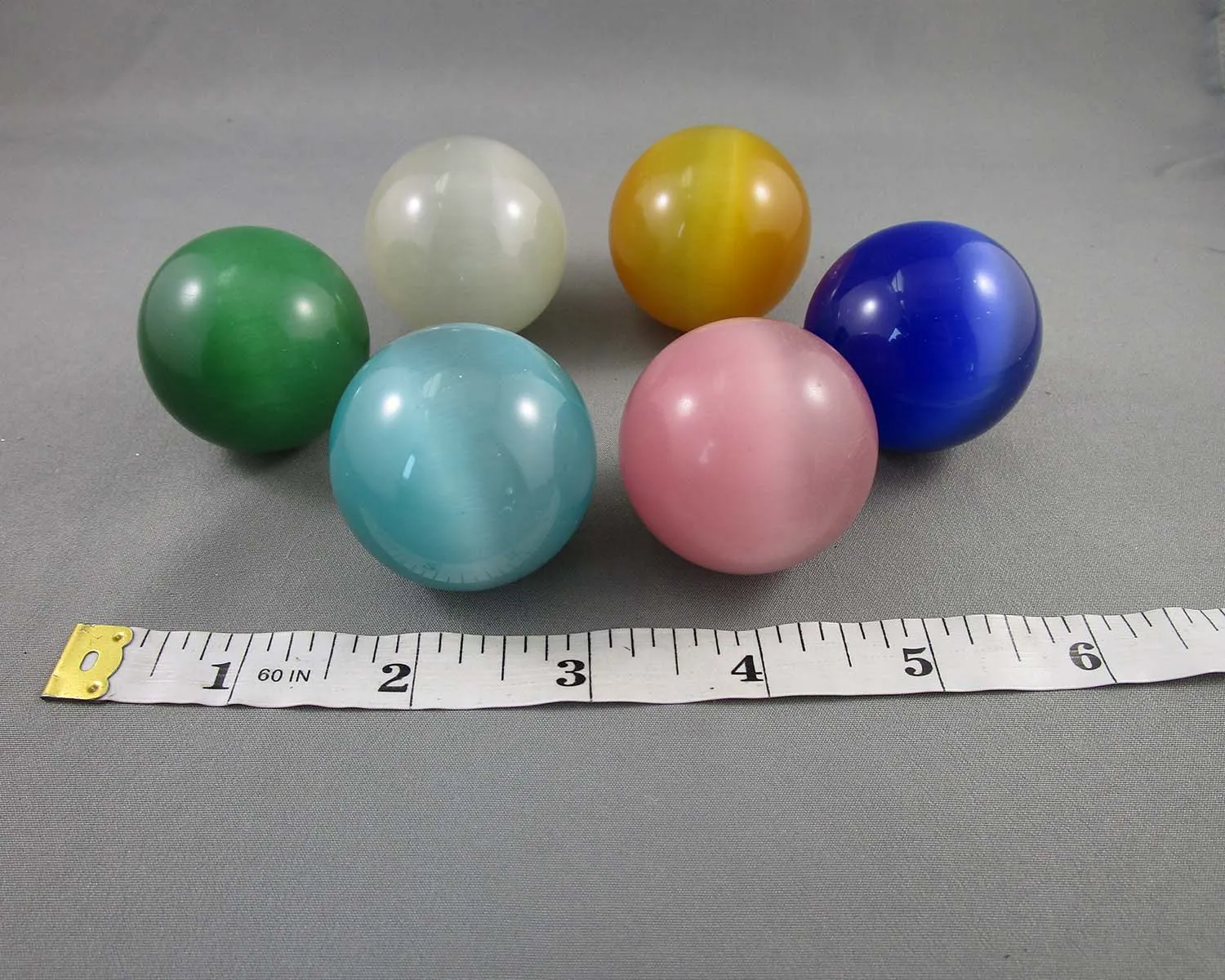 Mixed Colour Cat's Eye Sphere 1.5" 1pc (E020)