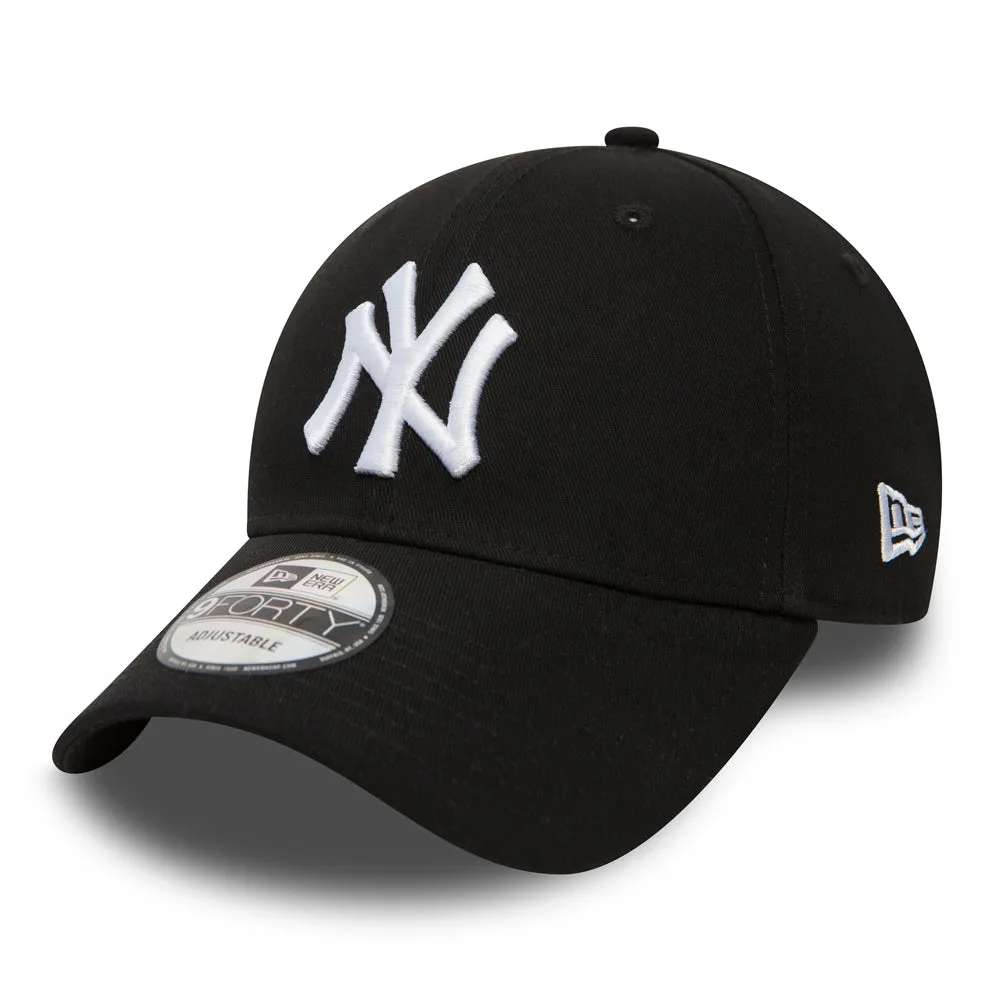 NEW ERA New York Yankees Essential Black 9FORTY Adjustable Cap