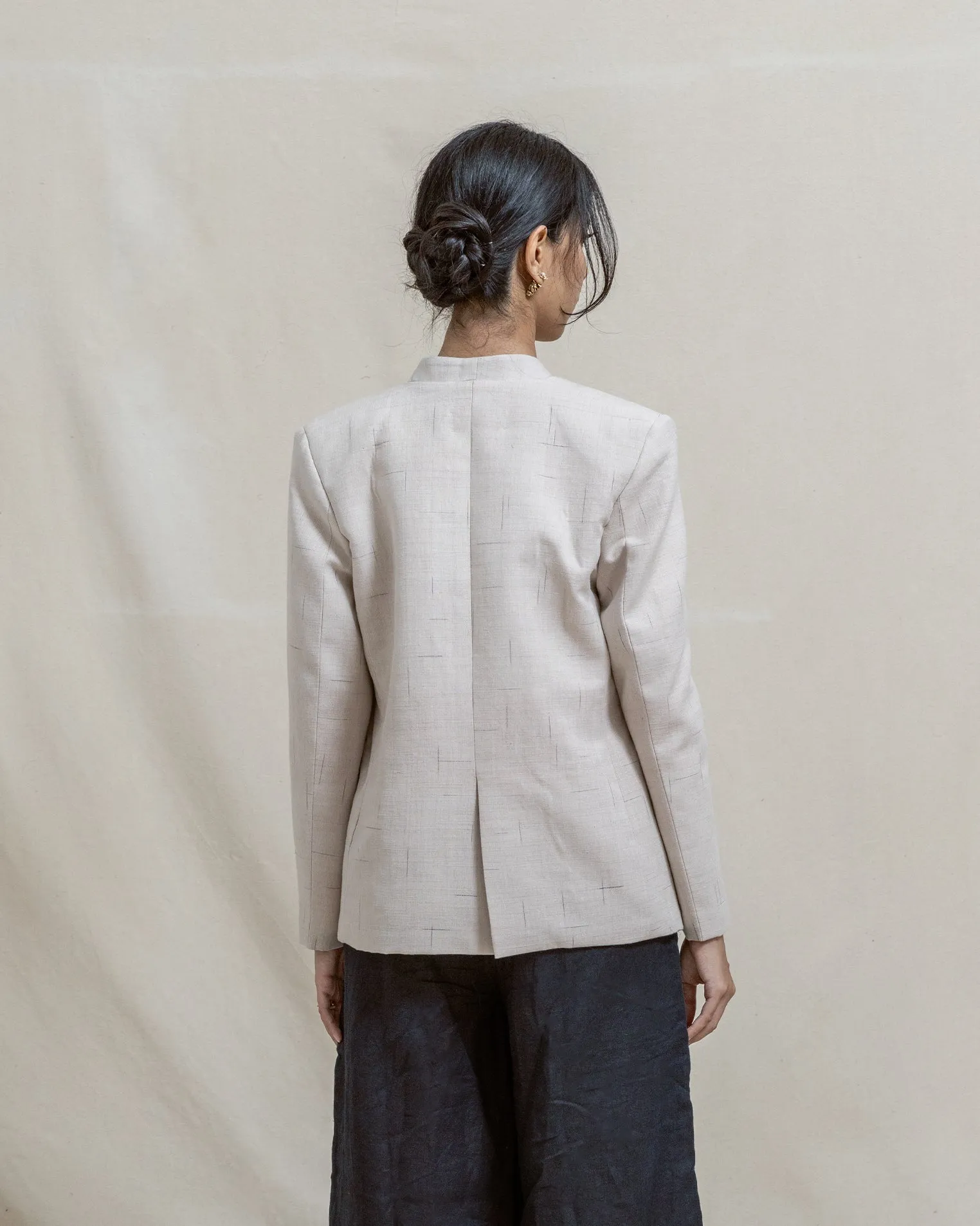 PAGISENJA - Minimalist Blazer