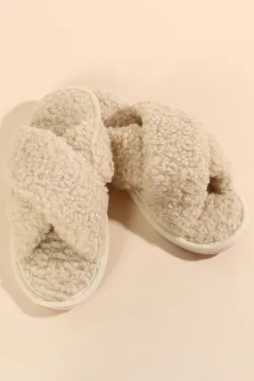 Sherpa Design Slippers in Beige