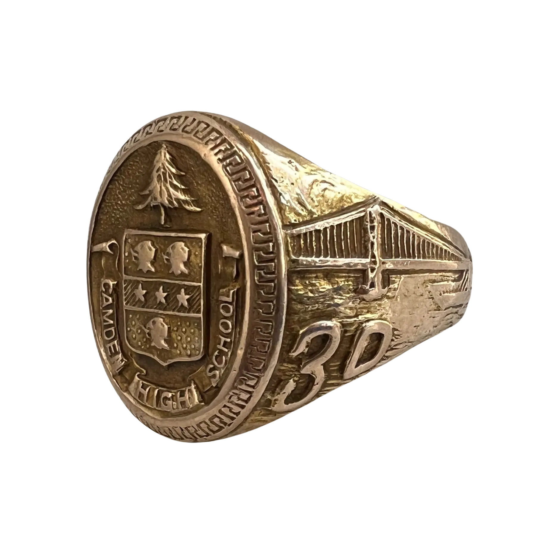 V I N T A G E // Benjamin Franklin Bridge / 10k yellow gold 1930 Camden NJ High school signet ring / size 6